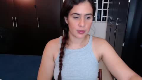 Snapshot of mia_danielsx chatting on 12.15.24 Mia online show from 12.15.24