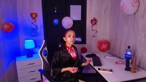 mia_esposito2 online show from 09.23.25
