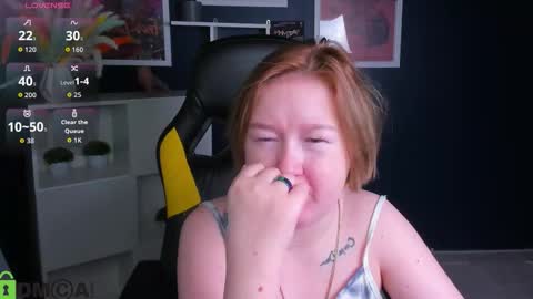 Mia online show from 11.11.25