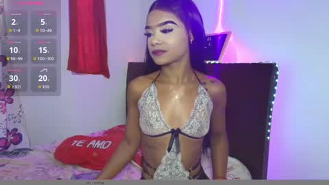 Snapshot of mia_fernand chatting on 08.07.26 mia_fernand online show from 08.07.26