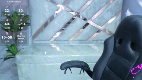 Mia online show from 03.11.26