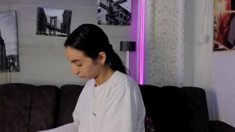 MIA online show from 10.22.25