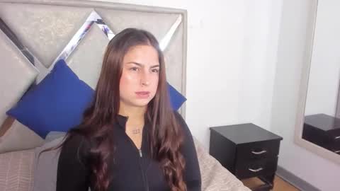 Snapshot of mia_fox3 chatting on 10.19.25 mia fox online show from 10.19.25