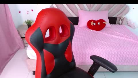 mia online show from 03.28.26