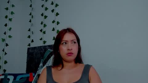 Snapshot of mia_garcia2 chatting on 10.15.25 MIA online show from 10.15.25