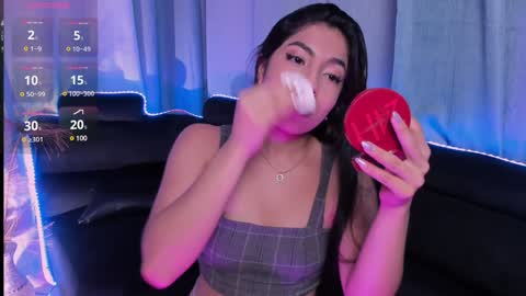 Mia online show from 01.05.25