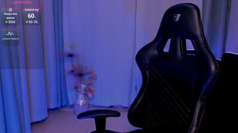 Mia online show from 01.13.25