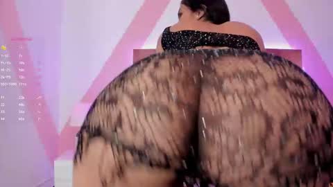 mia_greco_ online show from 02.20.25