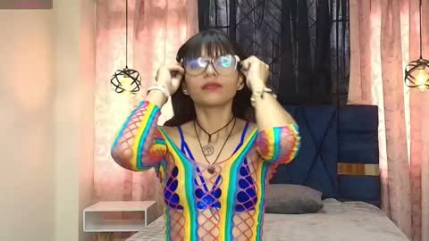  MIA HOLLY  online show from 10.11.25