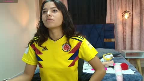  MIA HOLLY  online show from 10.19.25