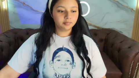 Mia online show from 09.17.25