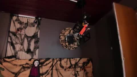 Snapshot of mia_jagger chatting on 10.23.25 Val online show from 10.23.25