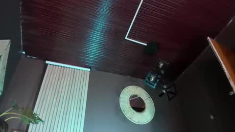 Val  online show from 11.08.25