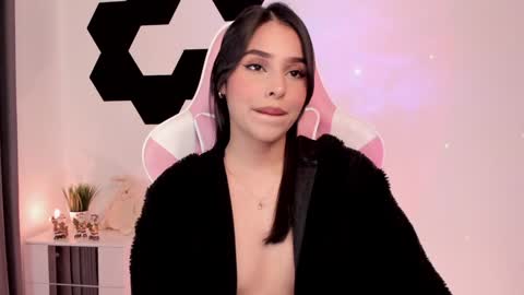 Lau  online show from 12.21.24
