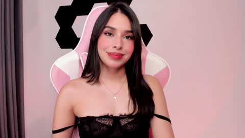 Lau  online show from 01.04.25