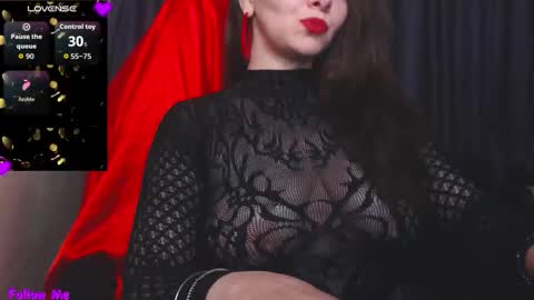 Snapshot of mia_joy8 chatting on 10.07.25 MiaJoy online show from 10.07.25