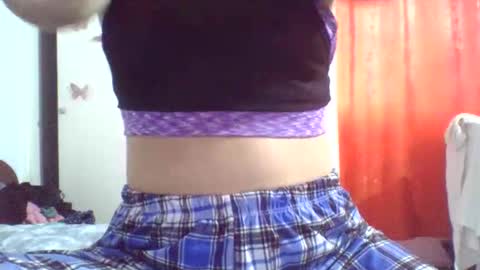 Mia online show from 11.04.25