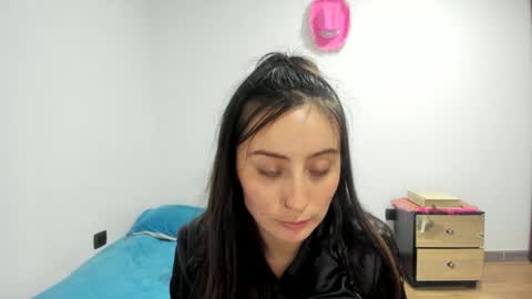 mia kaneee online show from 12.06.24