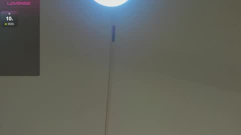 Mia online show from 10.05.25