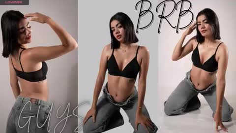 Mia online show from 12.14.25