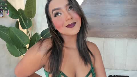mia_lacy online show from 12.09.24