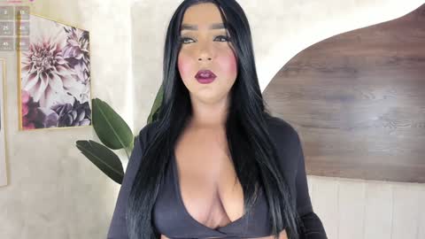 mia_lacy online show from 01.07.25