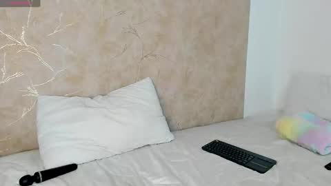 MIA online show from 03.04.25