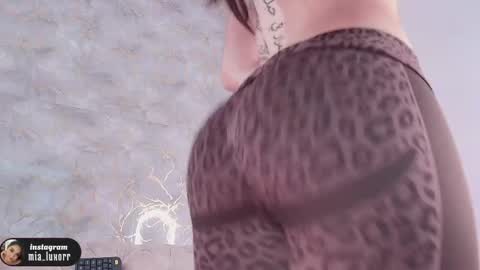 mia_luxor online show from 04.18.26