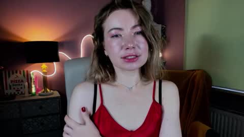 Snapshot of mia_luxx92 chatting on 11.01.25 Mia online show from 11.01.25