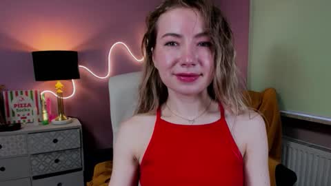 Snapshot of mia_luxx92 chatting on 11.05.25 Mia online show from 11.05.25