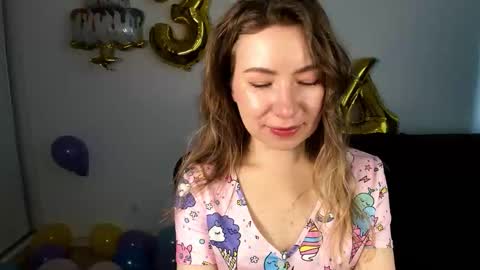 Mia online show from 04.08.26