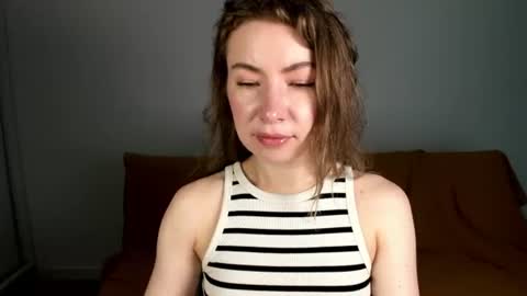 Snapshot of mia_luxx92 chatting on 07.18.26 Mia online show from 07.18.26