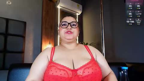 Snapshot of mia_lyssy chatting on 03.03.26 MIA online show from 03.03.26