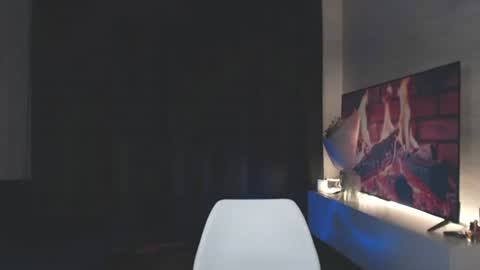 Mia online show from 07.11.26