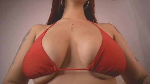 Snapshot of mia_millers2311 chatting on 02.09.26 mia independent model online show from 02.09.26