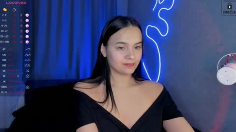 Mia online show from 12.07.24