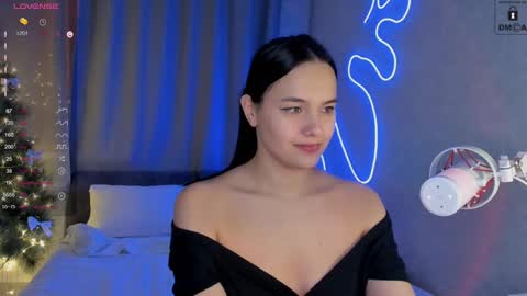Mia online show from 12.27.24