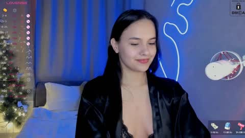 Mia online show from 01.04.25