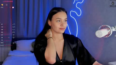 Mia online show from 01.27.25