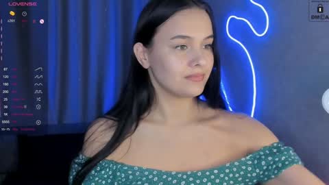 Mia online show from 02.04.25