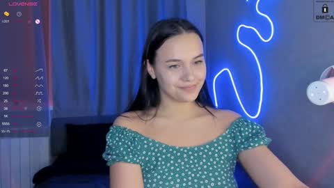 Mia online show from 02.04.25