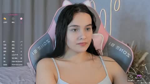 Mia online show from 03.08.25