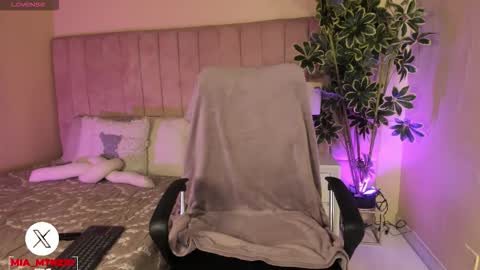 mia_mtnz02 online show from 02.15.26