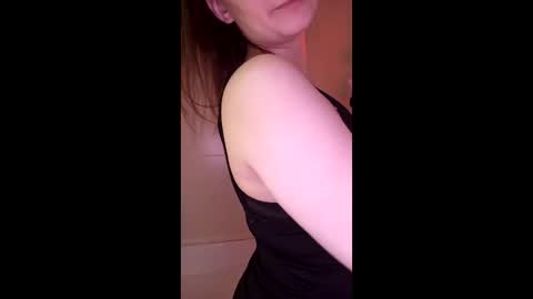 Mia online show from 02.20.26