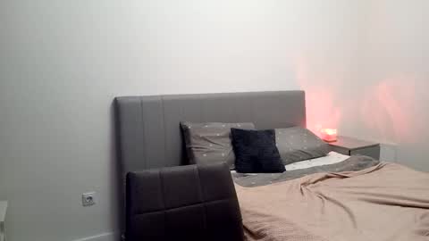 Mia online show from 03.23.26