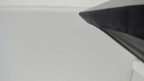 Mia Nevaeh - follow me online show from 10.04.25