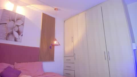 Mia Nevaeh - follow me online show from 04.12.26