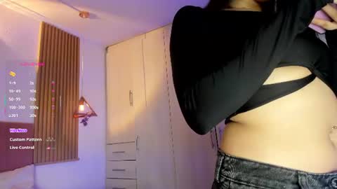 Snapshot of mia_nevaeh chatting on 06.08.26 Mia Nevaeh - follow me online show from 06.08.26