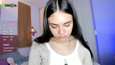 Snapshot of mia_nevaeh chatting on 06.15.26 Mia Nevaeh - follow me online show from 06.15.26