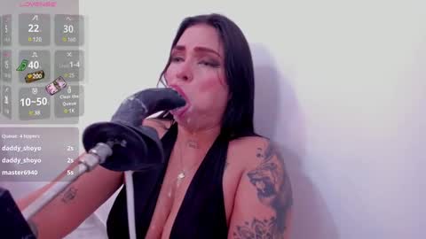mia novoa online show from 03.05.25